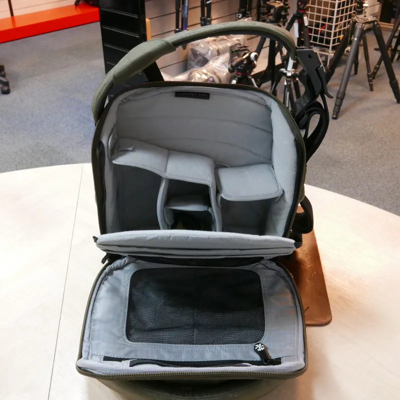 Used Crumpler Company Gigolo Shoulder Bag - Green - 12 Months Warranty-3