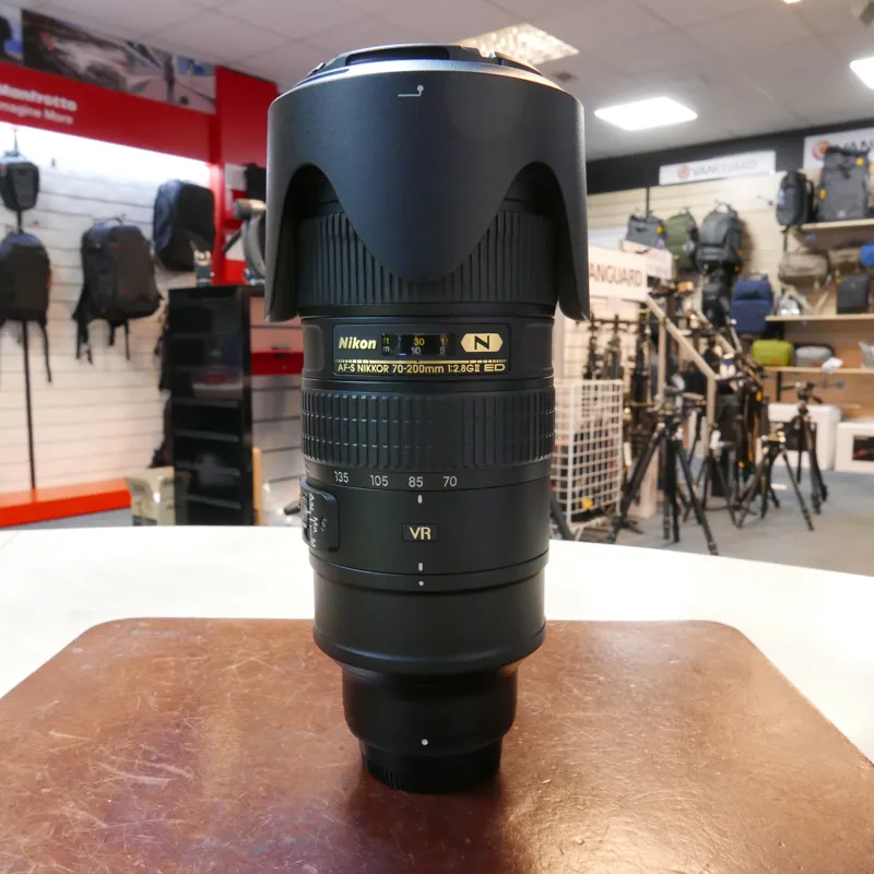 NIKON AF-S 70-200mm f/2.8G ED VR II (D'occasion) à Aigle pour CHF 450