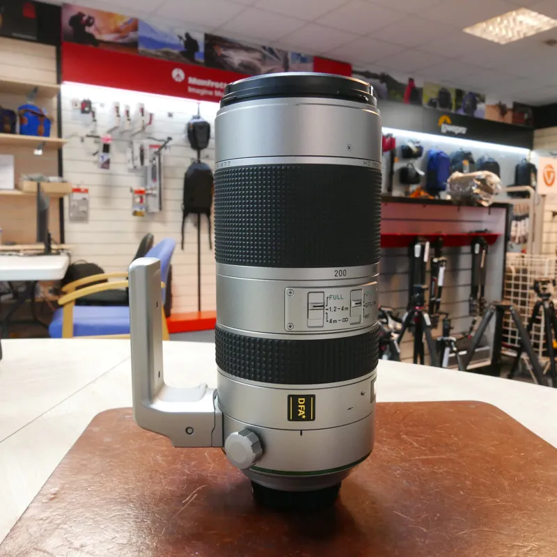 Used Pentax 70-200mm f2.8 ED DC AW D FAstar - Silver - 12 Months Warranty-2