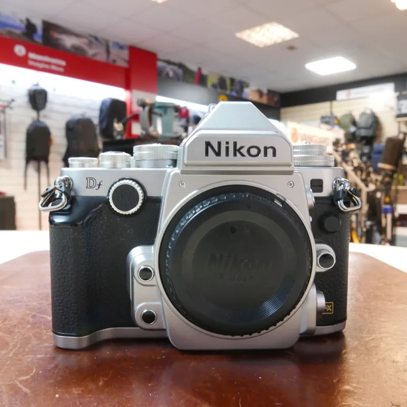 Used Nikon DF Body - Silver - 8484 Actuations - 12 Months Warranty-1