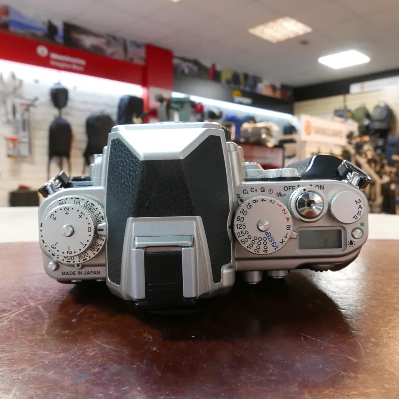 Used Nikon DF Body - Silver - 8484 Actuations - 12 Months Warranty-3