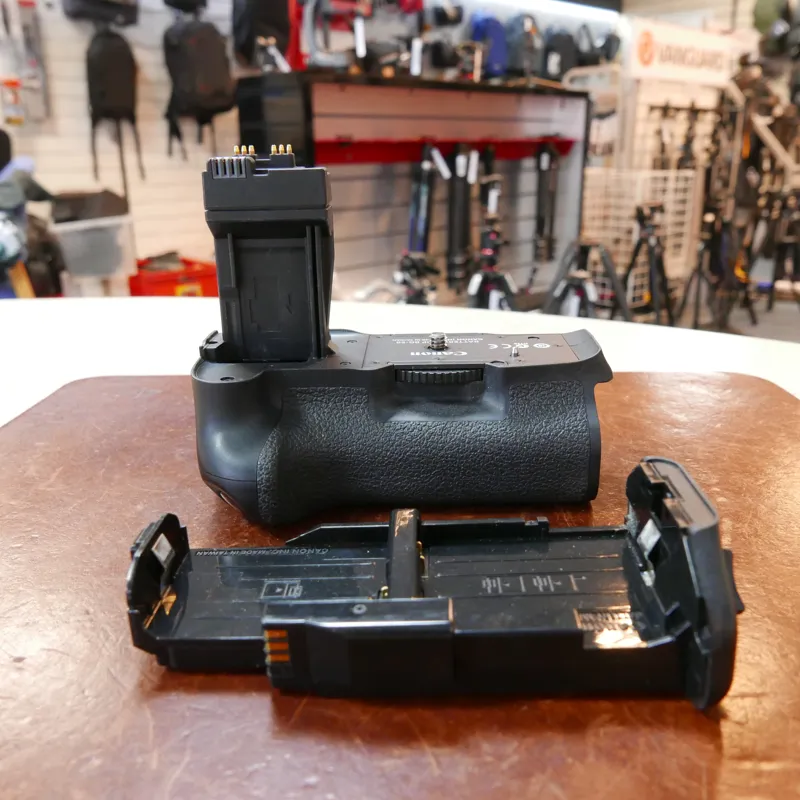 Used Canon BG-E8 Battery Grip - 600D - 12 Months Warranty-3