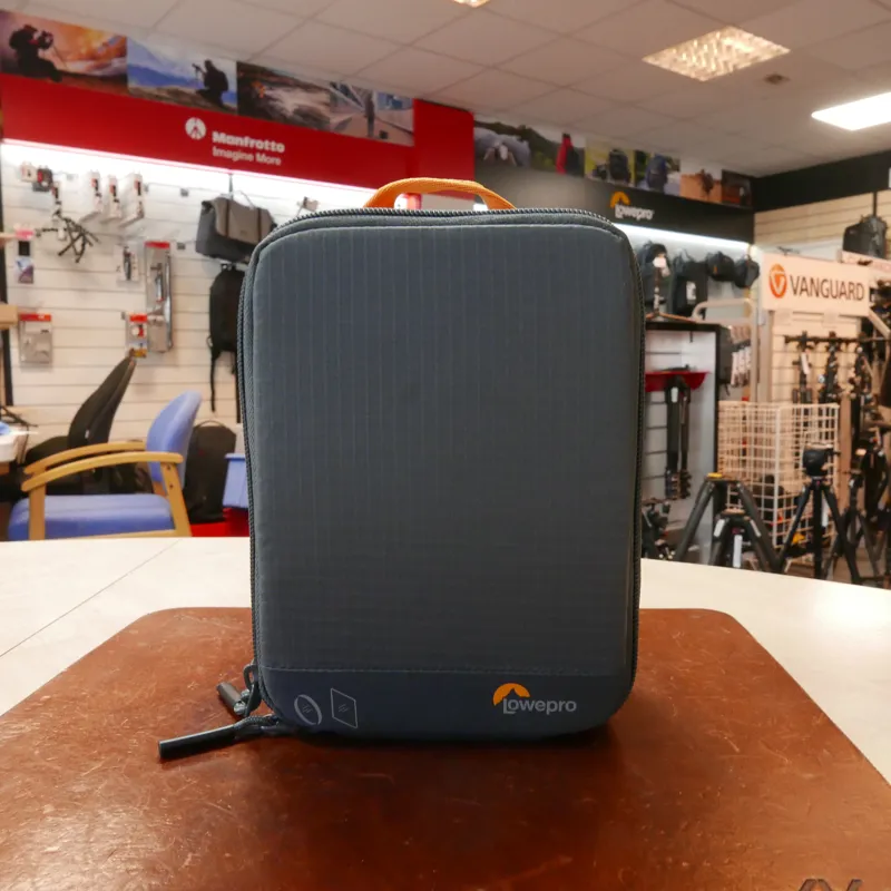 Used Lowepro Gear Up Filter Pouch C/W Various Lee Filters - 3 Months Warranty-1