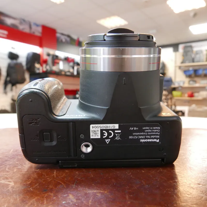 Used Panasonic FZ-100 Bridge Camera - 12 Months Warranty-4