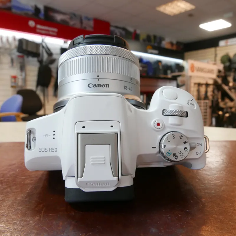 Used Canon R50 + RF 18-45mm IS II - 5000 Actuations - White - 12 Months Warranty-4