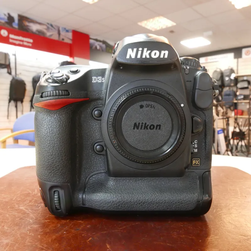 Used Nikon D3S Body - 32033 Actuations - 12 Months Warranty-1