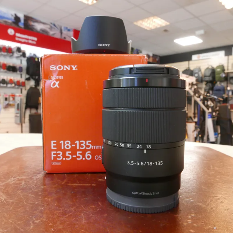 Used Sony E 18-135mm f3.5-5.6 OSS - 12 Months Warranty