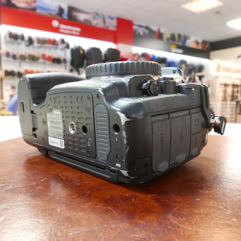 Used Nikon D850 Body - 22314 Actuations - 12 Months Warranty-5