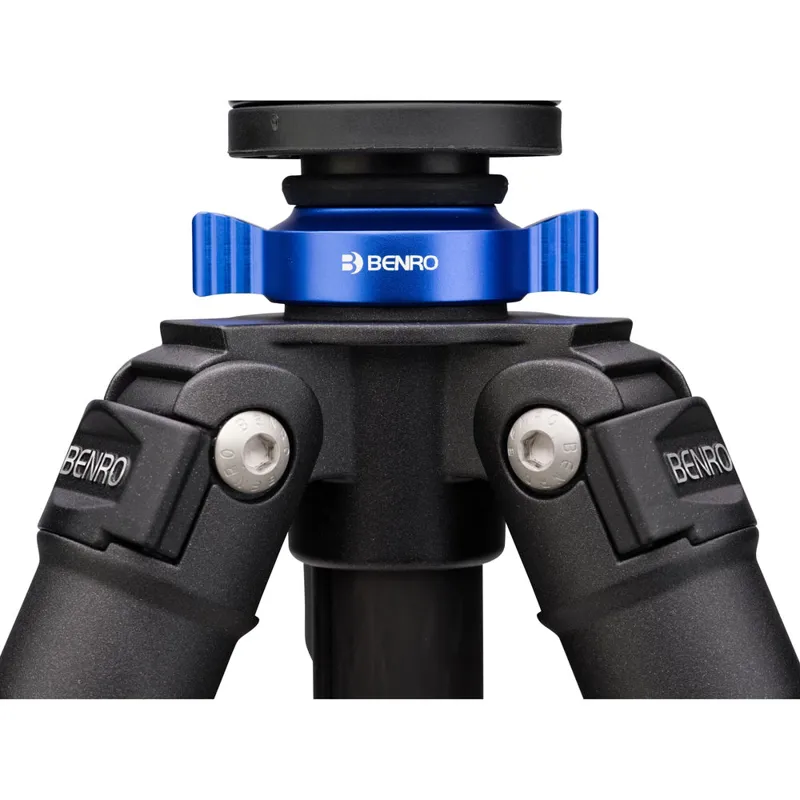 Benro TMA38CL Series 3 Mach3 Carbon Fibre Tripod-3