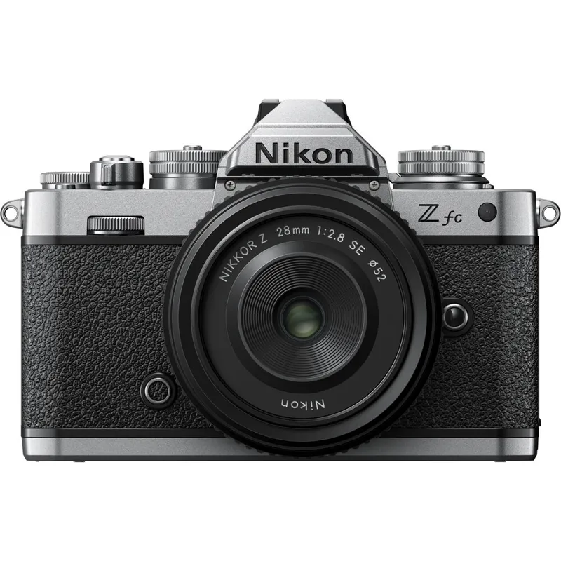 Nikon Z fc + Z 28 mm f/2.8 SE -1