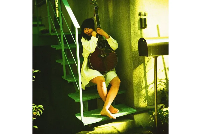 Lomography Diana F+ Camera and Flash-4