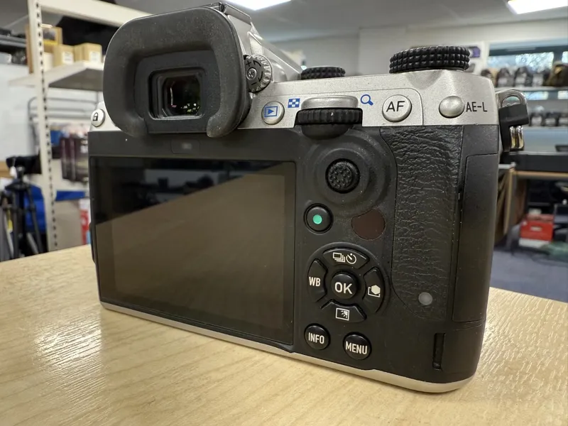 Ex-Display Pentax K-3 Mark III Silver Body -2