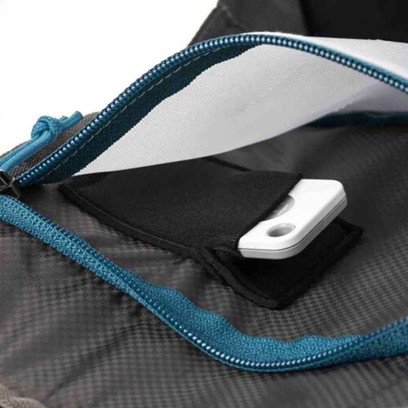 Ex-Display Tenba Axis v2 24L Backpack in Black-3
