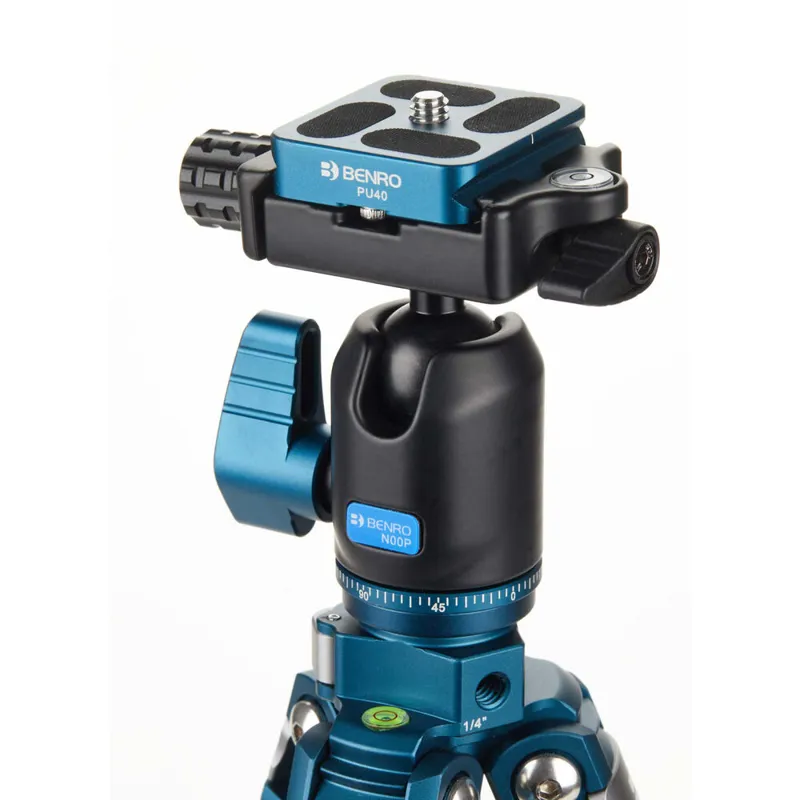 Ex-Display Un Boxed Benro Cyanbird Tripod + N00P Ball Head-2