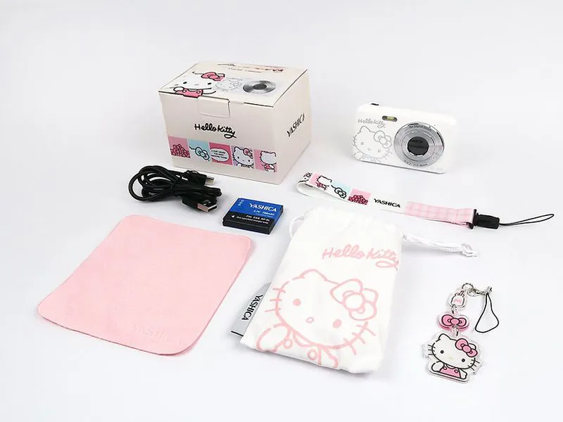 Yashica DZ-100 Hello Kitty Digital Compact Camera in White-2
