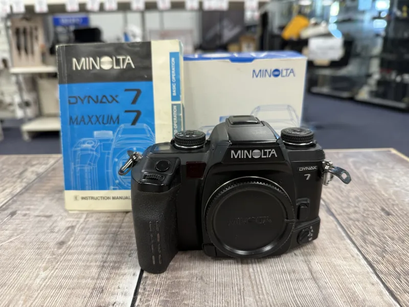 Used Minolta Dynax 7 35mm Film SLR - 3 Months Warranty