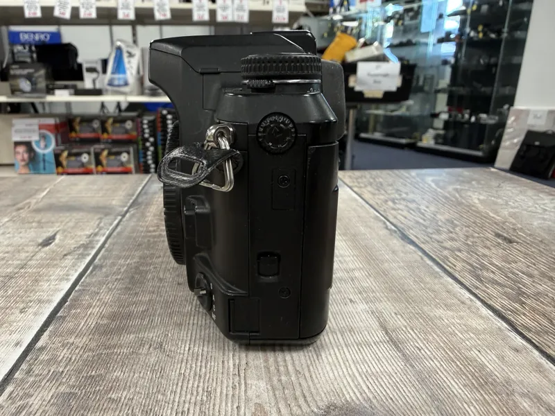 Used Minolta Dynax 7 35mm Film SLR - 3 Months Warranty-3