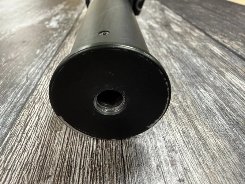 Ex-Display Benro CFC2 Carbon Fibre Short Centre Column - Series 2 Tripods-3