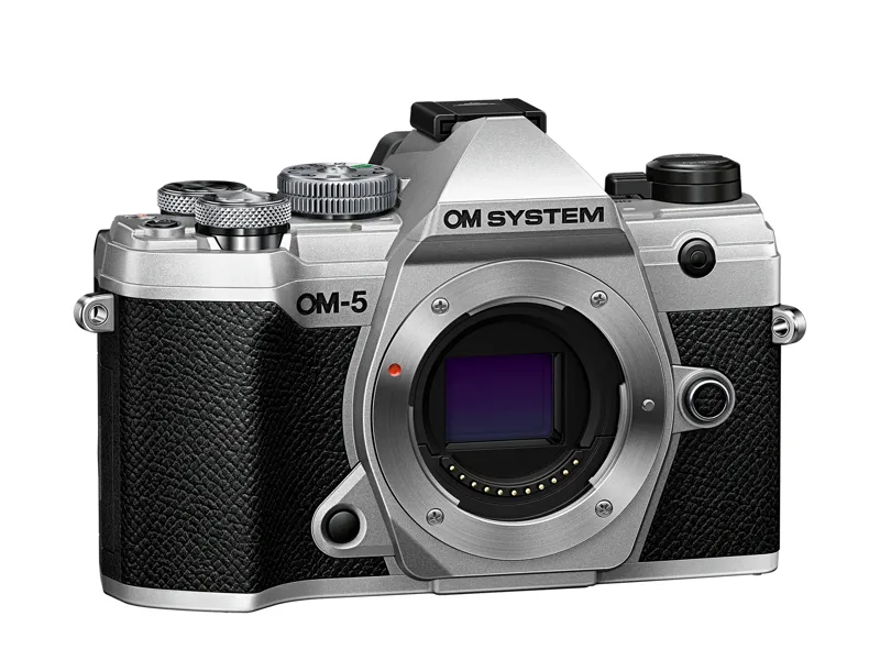 OM System OM-5 Body in Silver with M.Zuiko 12-45mm F4 Pro Lens-5