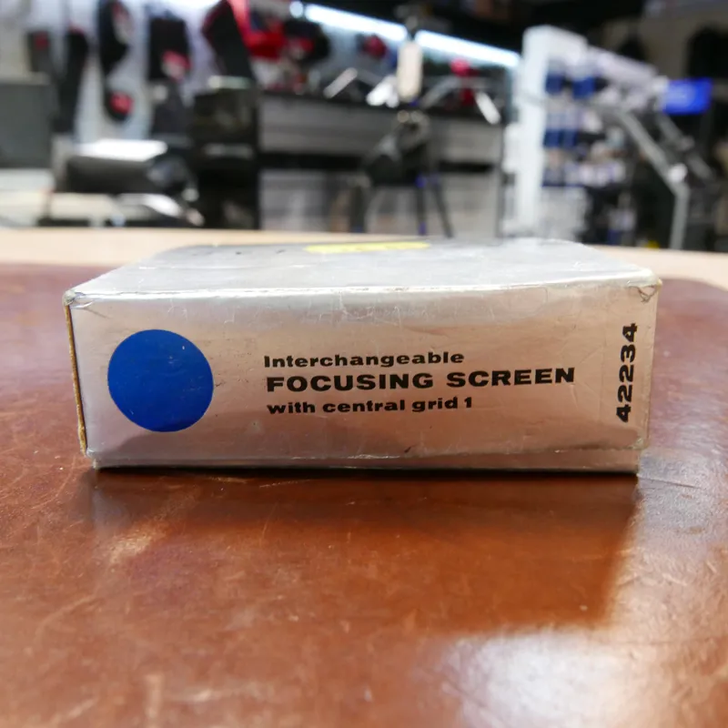 Used Hasselblad 42235 Focus Screen for 500C/M - 1 YEAR GTEE-1
