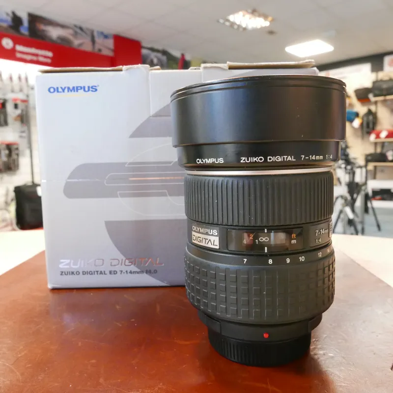 超広角】 Olympus ZUIKO DIGITAL 7-14mm F4 ED