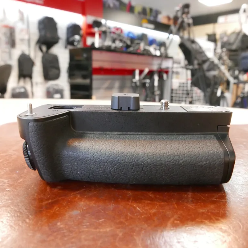 Used Olympus HLD-7 Battery Power Grip - 12 Months Warranty-1