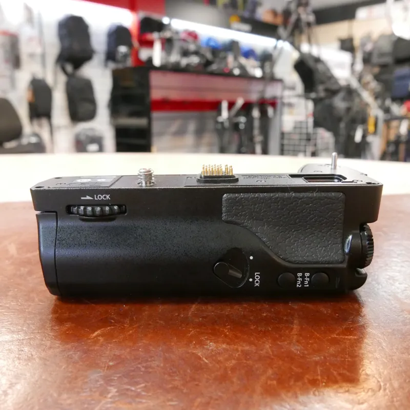 Used Olympus HLD-7 Battery Power Grip - 12 Months Warranty-2