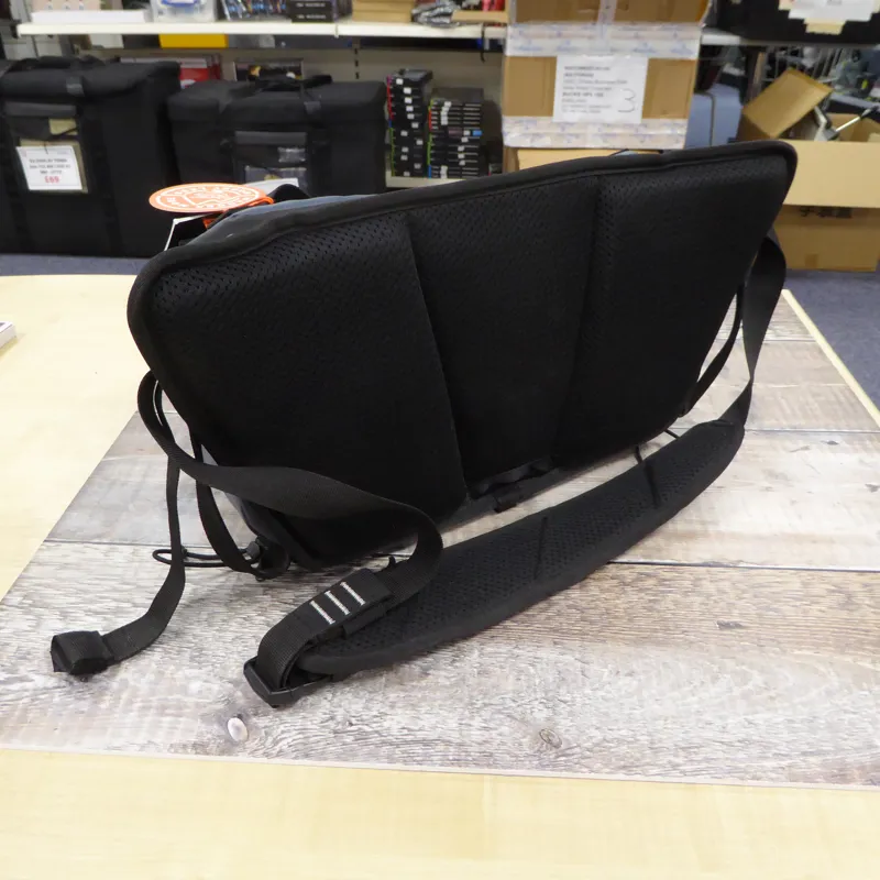 Used WANDRD Rogue Sling 9L Bag Ver1 - Blue - 3 Months Warranty-3