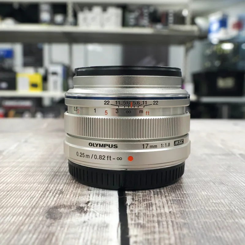 Used Olympus M.Zuiko 17mm f1.8 - Silver - 12 Months Warranty-1