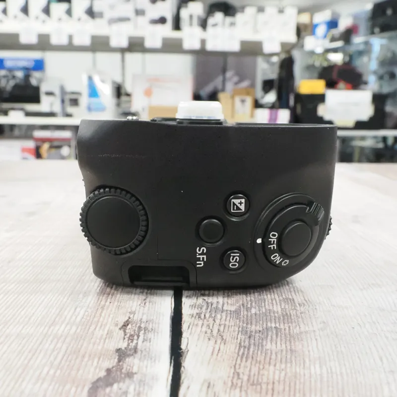 Used Pentax D-BG8 Battery Grip - K-3 III - 12 Months Warranty-3