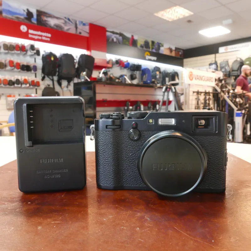 Used Fujifilm X100F Digital Compact - 4000 Actuations - 12 Months Warranty