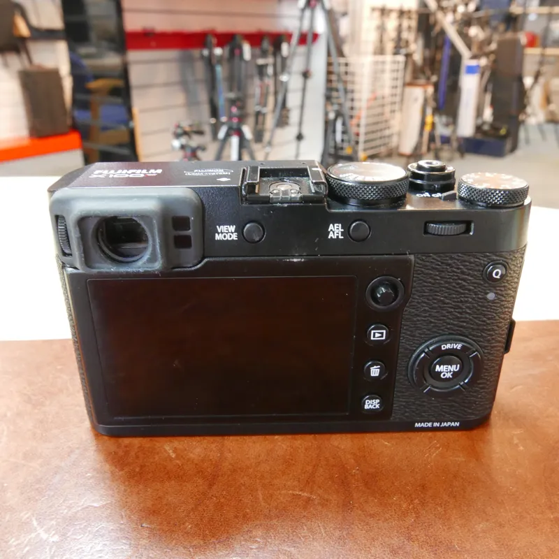 Used Fujifilm X100F Digital Compact - 4000 Actuations - 12 Months Warranty-3