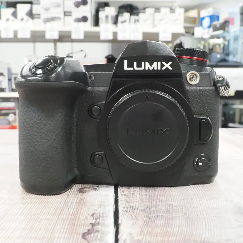Used Panasonic Lumix G9 Body - 1953 Actuations - 12 Months Warranty-1