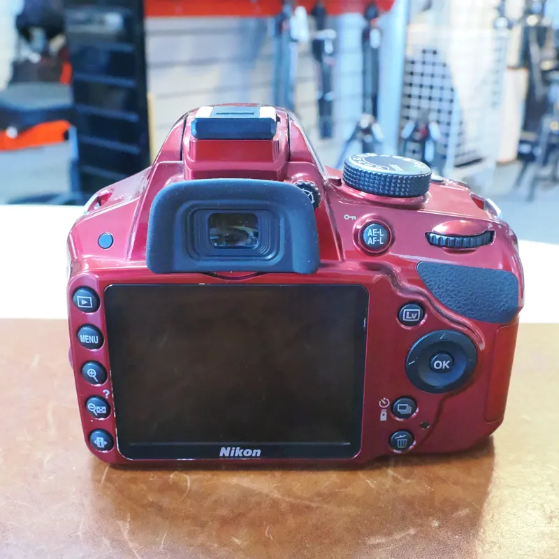 Used Nikon D3200 + 18-55mm G II VR - Red - 4081 Actuations - 12 Months Warranty-2
