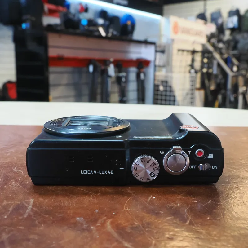 Used Leica V-Lux 40 Digital Compact - 12 Months Warranty-3