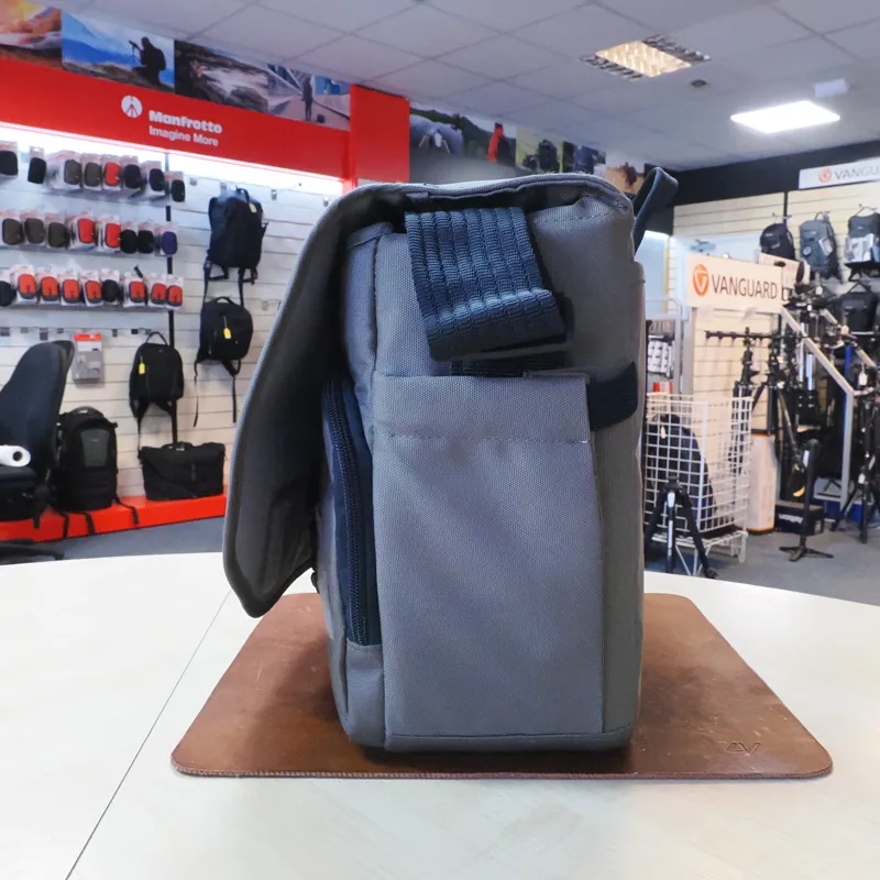 Used Lowepro Event Messenger 250 - 12 Months Warranty-2