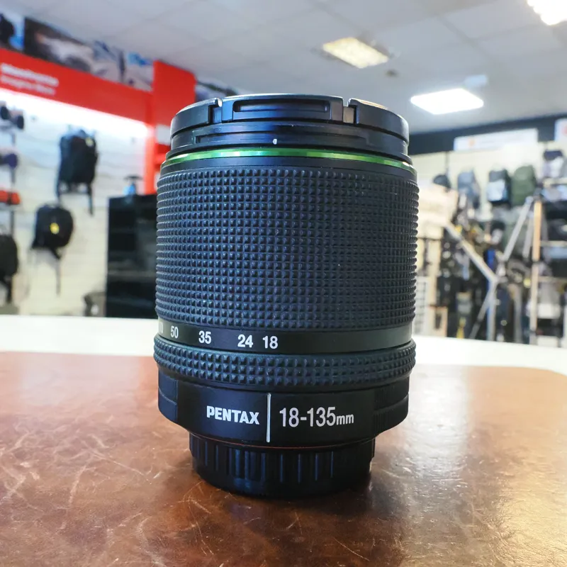 PENTAX DA 18-135mm F3.5-5.6 ED AL [IF] DC WR 完動品！