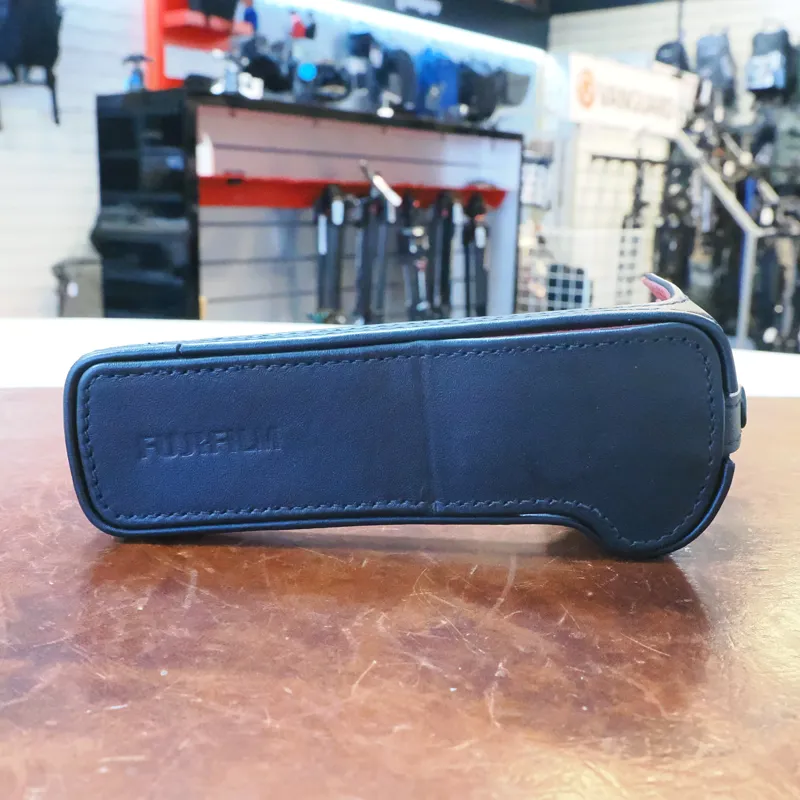 Used Fujifilm BLC-XT-3 Half Case - X-T3 - 3 Months Warranty-4