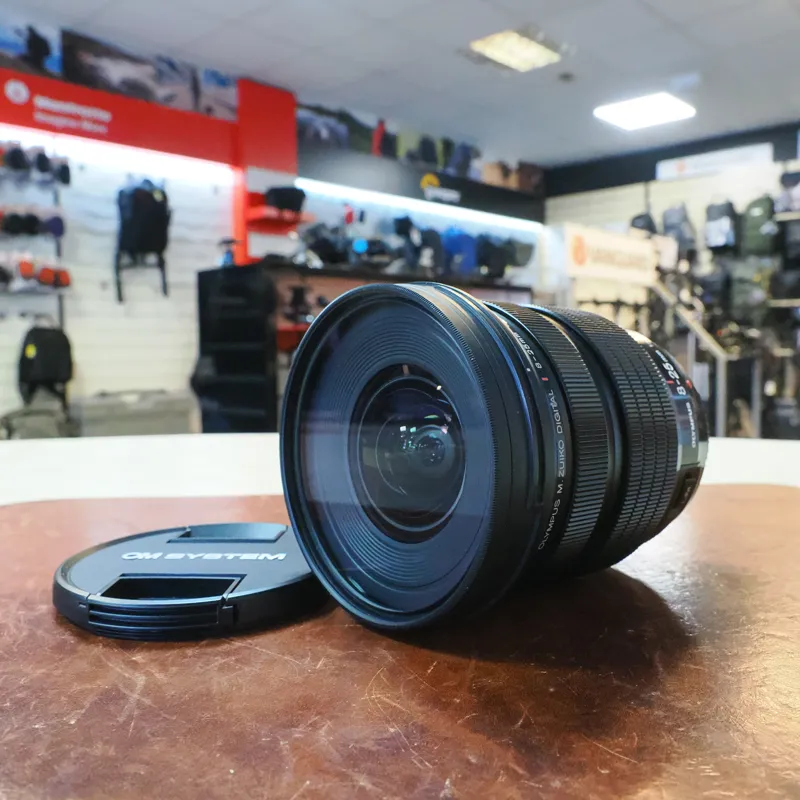Used Olympus M.Zuiko 8-25mm f4 Pro - 12 Months Warranty-2