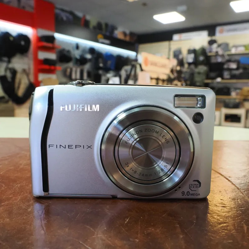 Used Fujifilm F47 FD Digital Compact - 3 Months Warranty-1