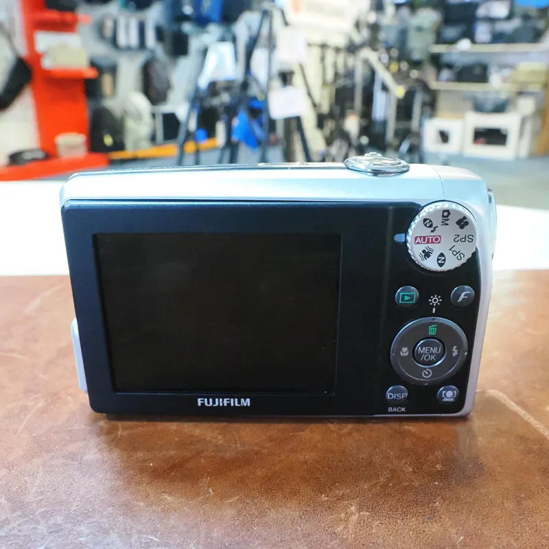 Used Fujifilm F47 FD Digital Compact - 3 Months Warranty-2