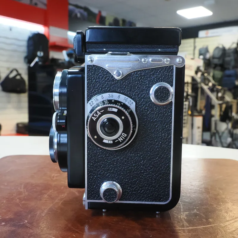 Used Yashica-Mat 6x6 Twin Lens Reflex Camera - 12 Months Warranty-3