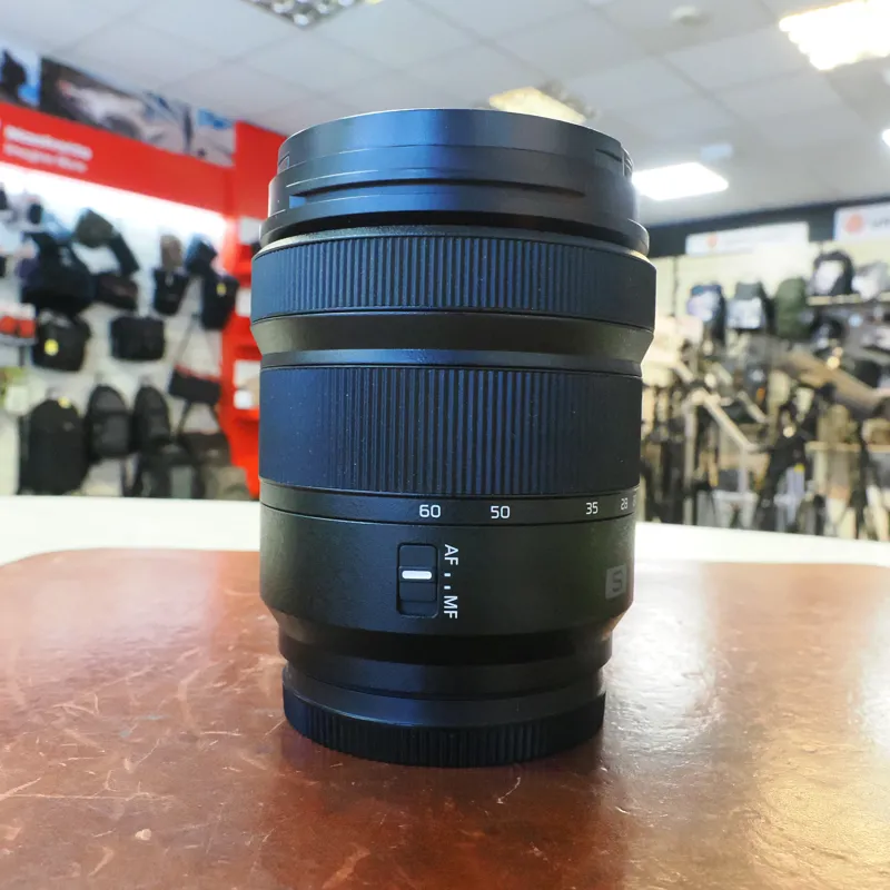 Used Panasonic Lumix S 20-60mm f3.5-5.6 - 12 Months Warranty-2
