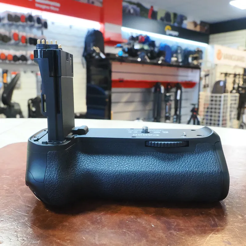 Used Canon BG-E14 Battery Grip - 70D - 12 Months Warranty-1