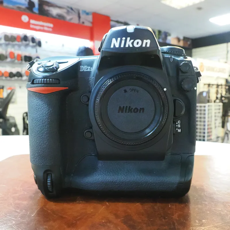 Used Nikon D2Xs Body - 8235 Actuations - 12 Months Warranty-1