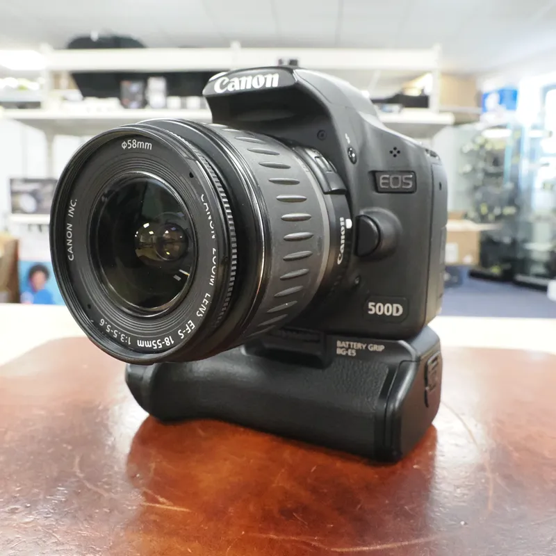 Used Canon EOS 500D + 18-55mm + BG-E5 grip - 4310 Actuations - 12 Months Warranty