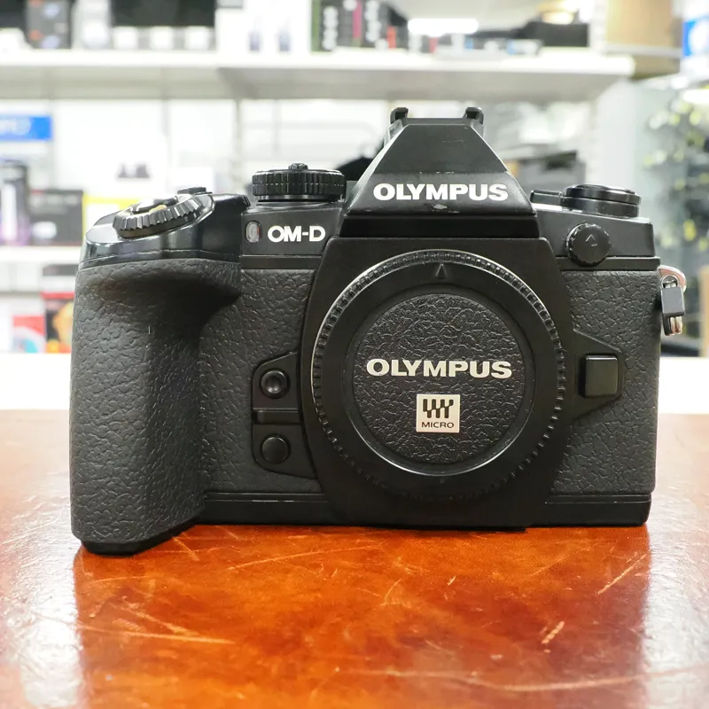 Used Olympus OM-D E-M1 Mark I - 13265 Actuations - 12 Months Warranty-1