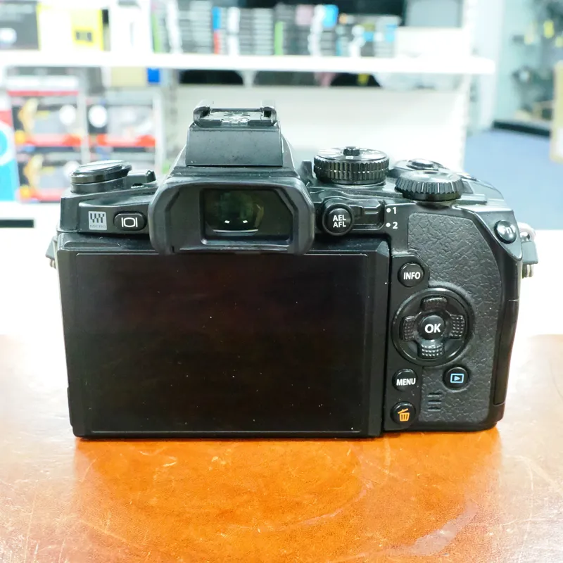 Used Olympus OM-D E-M1 Mark I - 13265 Actuations - 12 Months Warranty-2