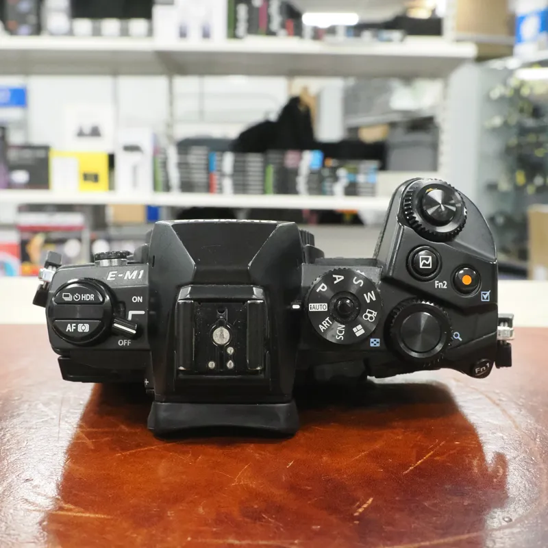 Used Olympus OM-D E-M1 Mark I - 13265 Actuations - 12 Months Warranty-3