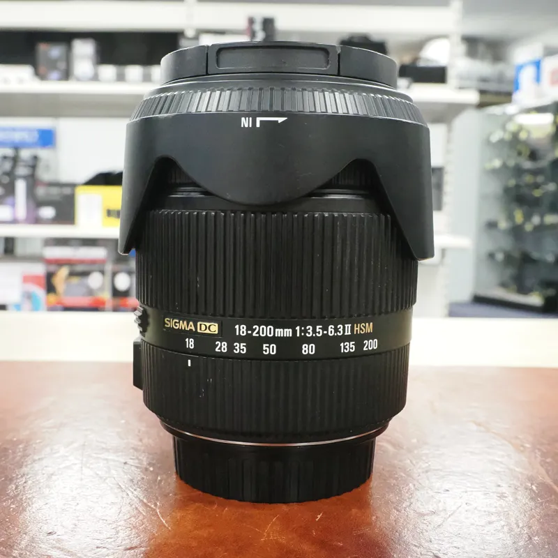 Used Sigma DC 18-200mm f3.5-6.3 II HSM - Canon EF-S - 12 Months Warranty